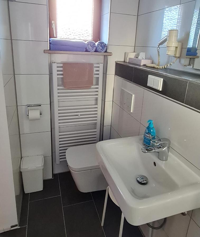 Zum Weissen Roessl Hotel Kallmunz Bagian luar foto